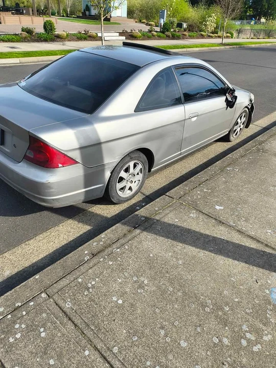 2003 Honda Civic 7th Gen - Image 2 of 10