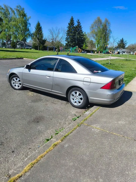 2003 Honda Civic 7th Gen - Image 4 of 10