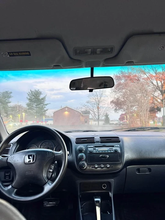 2004 Honda Civic 7th Gen - Image 6 of 8