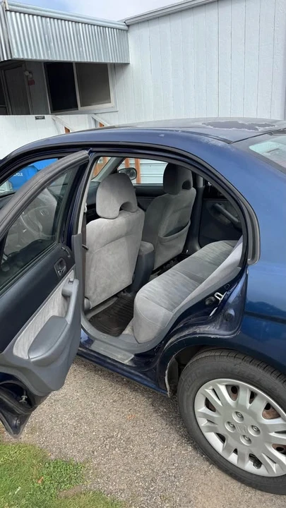 2004 Honda Civic 7th Gen - Image 8 of 10