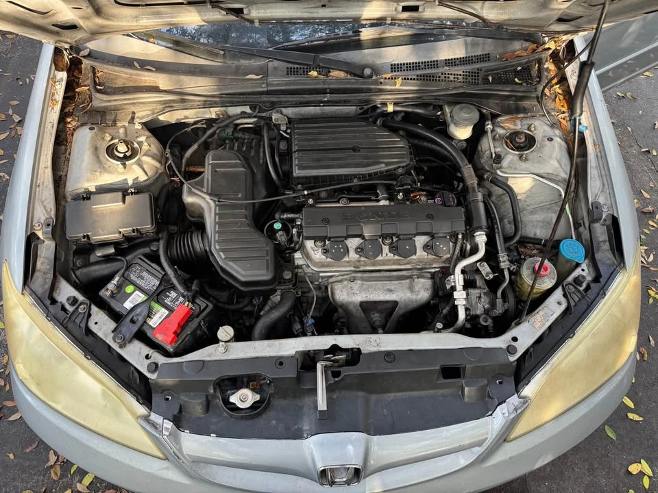 2005 Honda Civic 7th Gen - Image 4 of 9