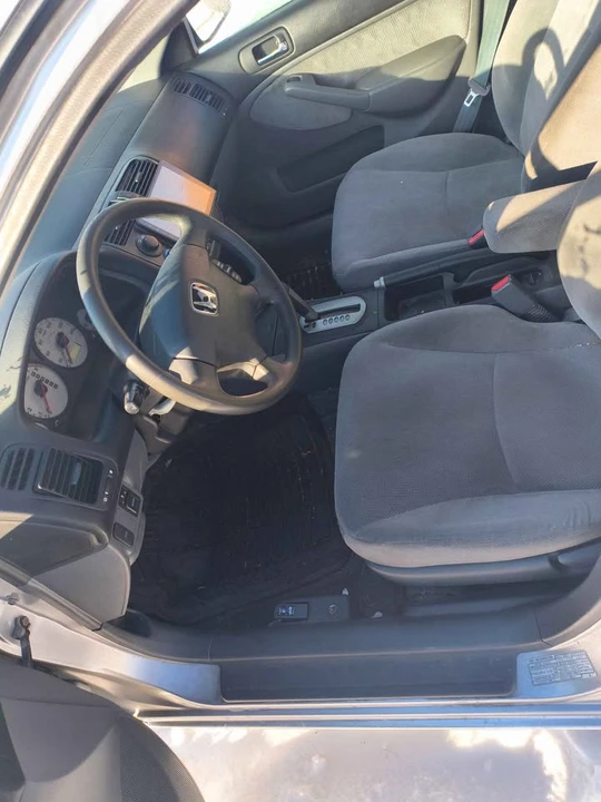 2005 Honda Civic 7th Gen - Image 4 of 7