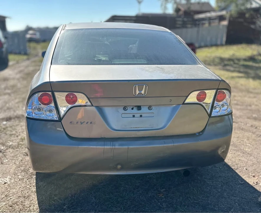 2006 Honda Civic 8th Gen - Image 3 of 5