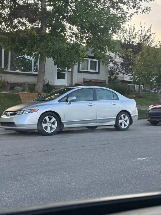 2007 Honda Civic 8th Gen - Image 3 of 3