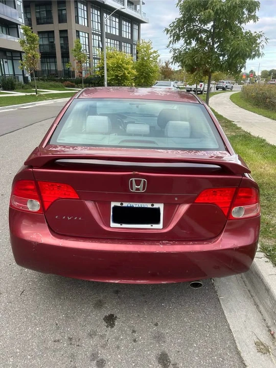 2007 Honda Civic 8th Gen - Image 6 of 9