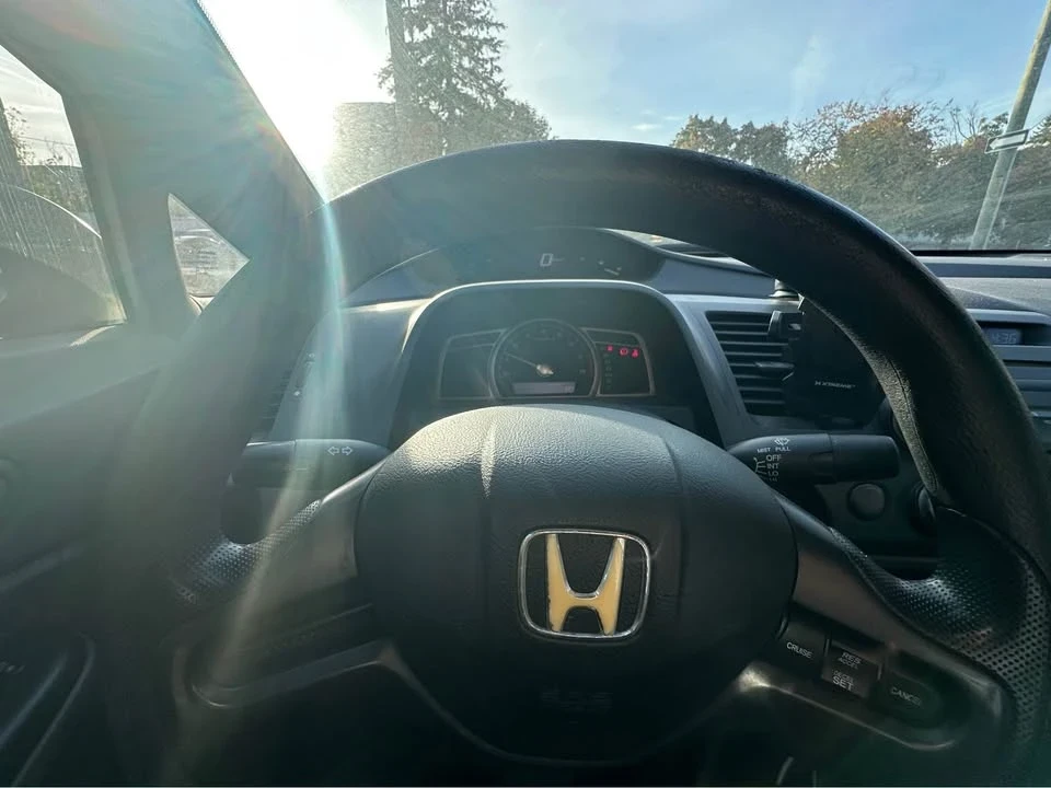 2008 Honda Civic 8th Gen - Image 3 of 8