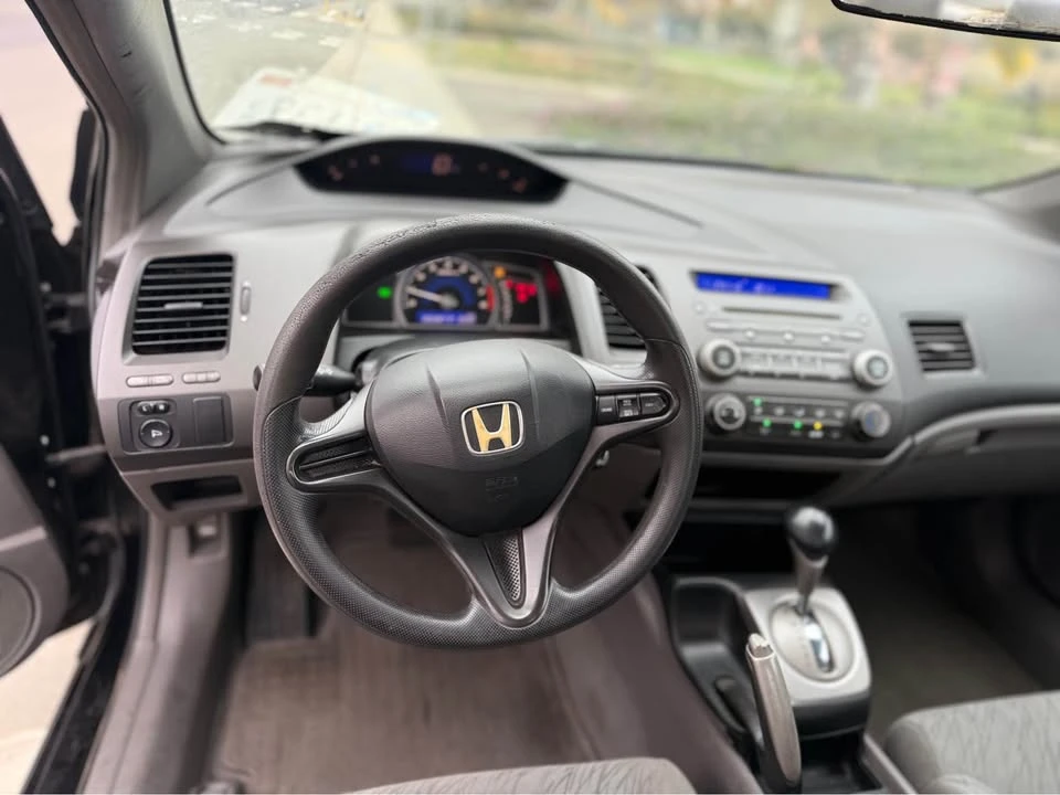 2008 Honda Civic 8th Gen - Image 7 of 10
