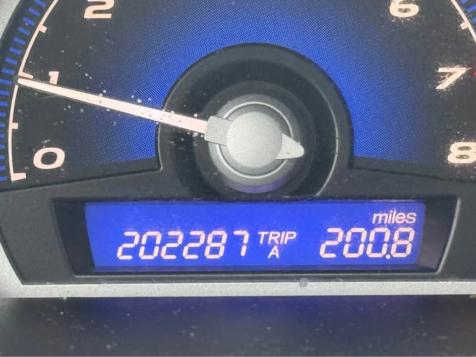 2008 Honda Civic 8th Gen - Image 9 of 10