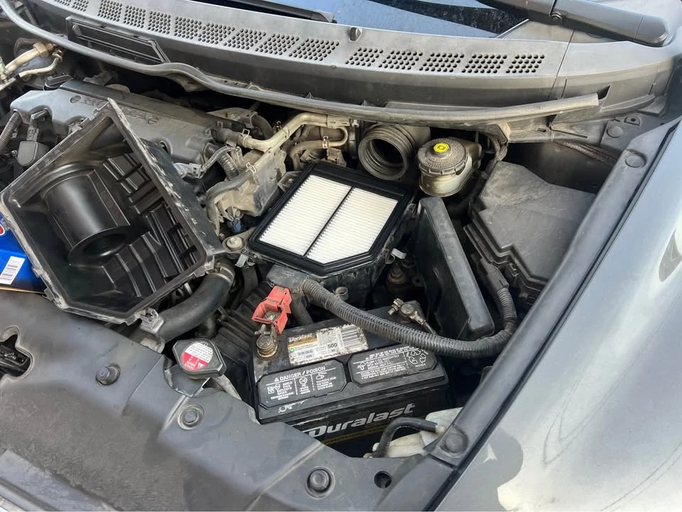 2009 Honda Civic 8th Gen - Image 2 of 4