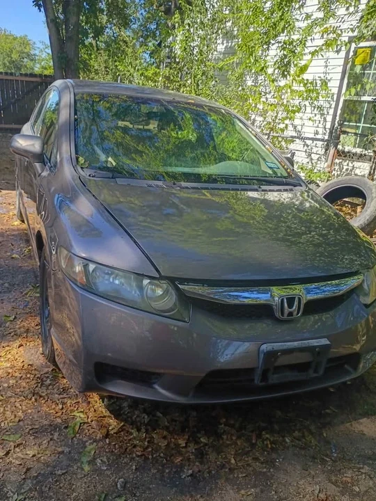 2009 Honda Civic 8th Gen - Image 3 of 5