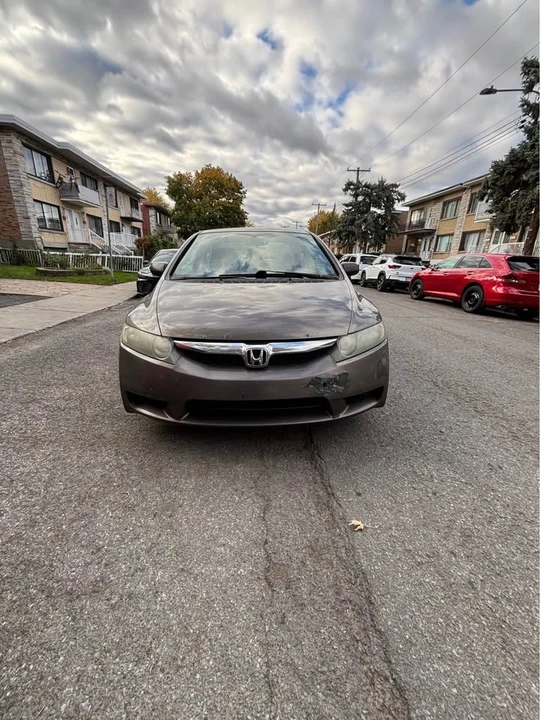 2010 Honda Civic 8th Gen - Image 7 of 8