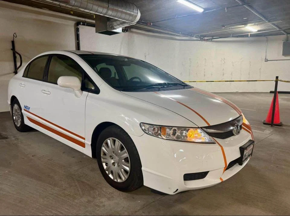 2010 Honda Civic 8th Gen - Image 6 of 6