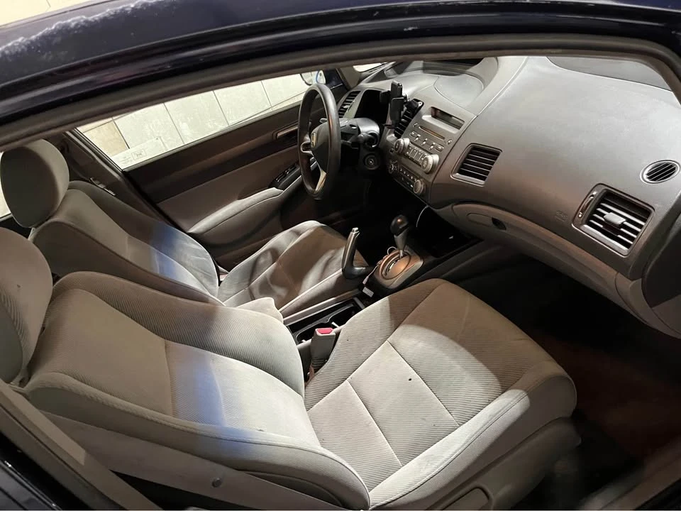 2011 Honda Civic 8th Gen - Image 3 of 3