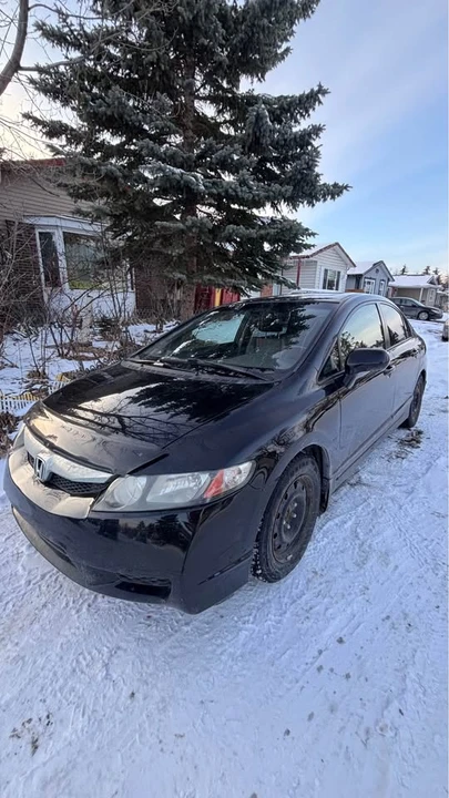 2011 Honda Civic 8th Gen - Image 3 of 10