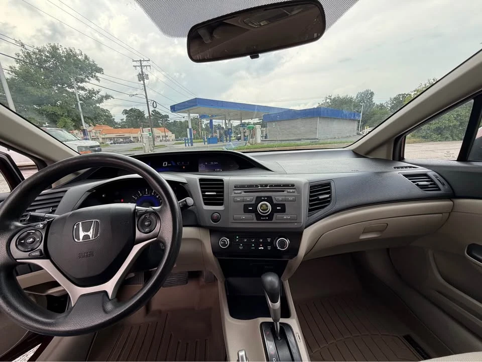 2012 Honda Civic 9th Gen - Image 9 of 10