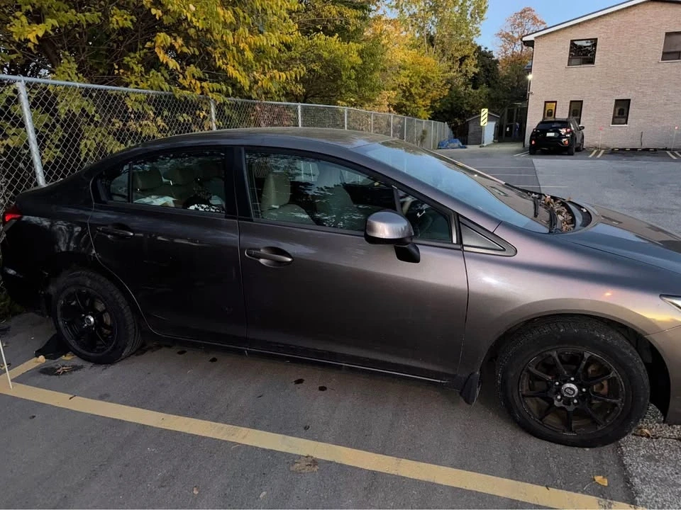 2013 Honda Civic 9th Gen - Image 2 of 5