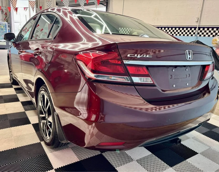 2013 Honda Civic 9th Gen - Image 3 of 10