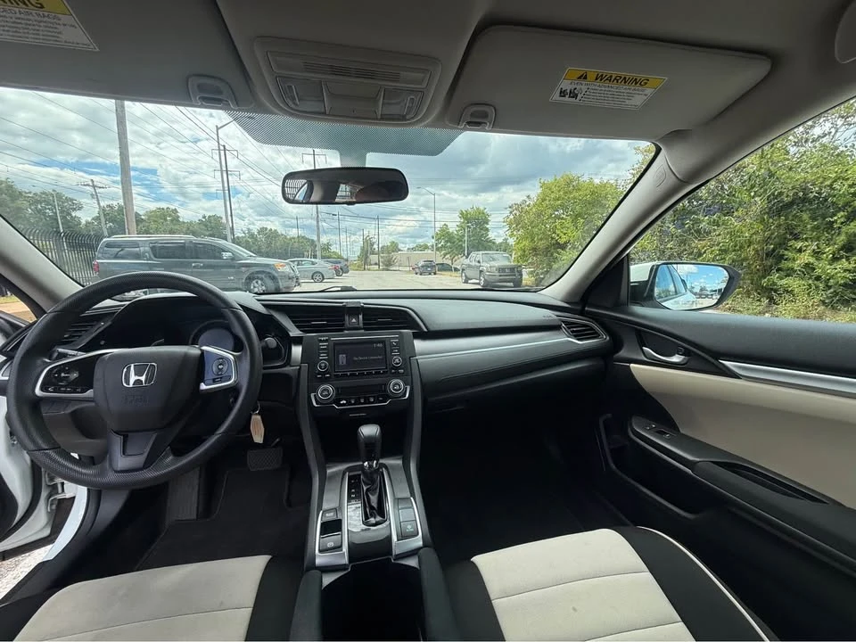 2016 Honda Civic 10th Gen - Image 3 of 9