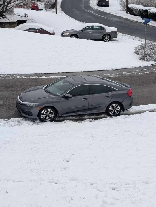 2016 Honda Civic 10th Gen - Image 3 of 3