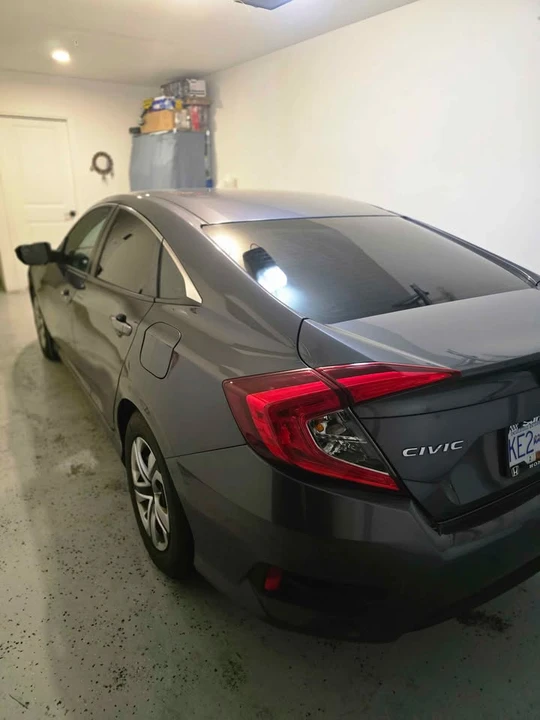 2016 Honda Civic 10th Gen - Image 6 of 10