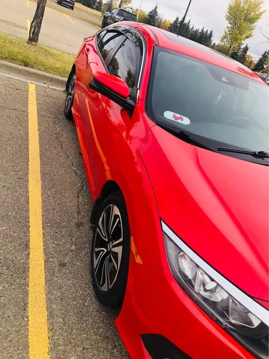 2017 Honda Civic 10th Gen - Image 4 of 9
