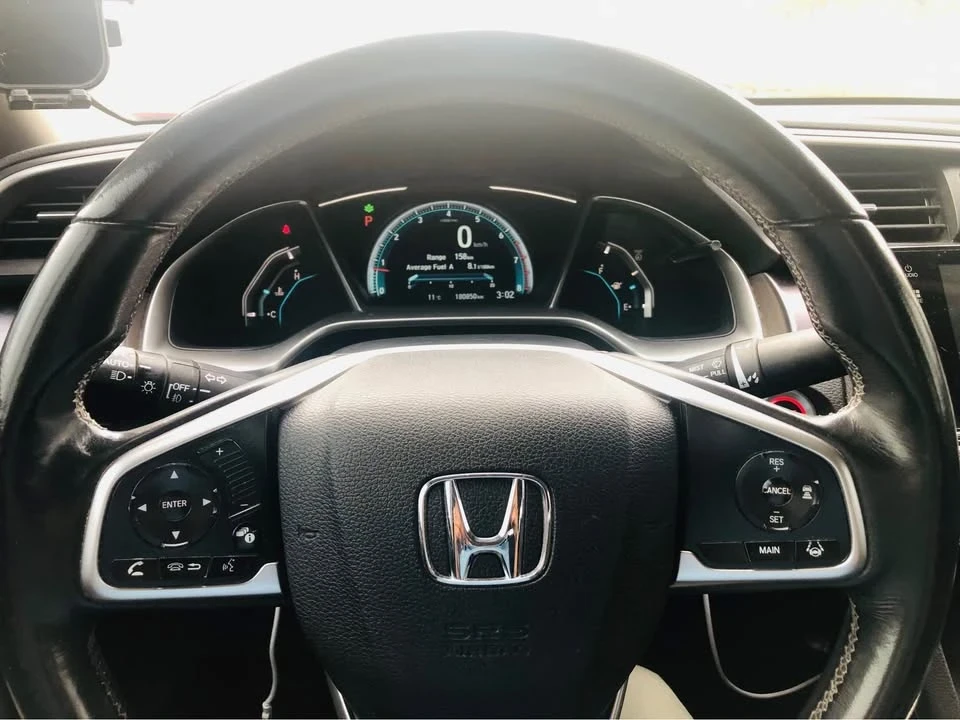 2017 Honda Civic 10th Gen - Image 7 of 9