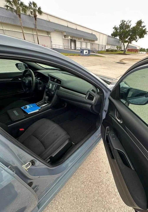 2021 Honda Civic 10th Gen - Image 2 of 4