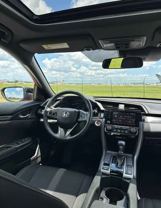 2021 Honda Civic 10th Gen - Image 6 of 8