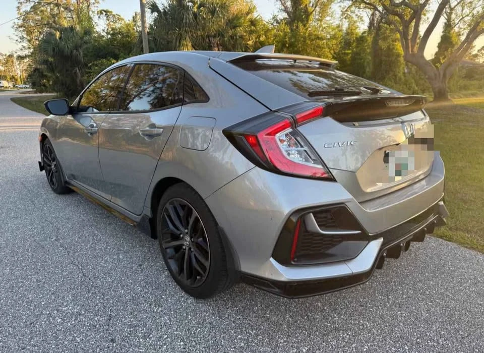2021 Honda Civic 10th Gen - Image 2 of 5