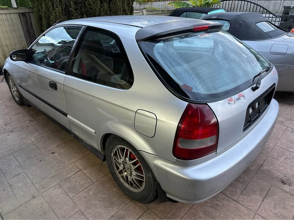 Honda EK Civic - Image 2 of 6