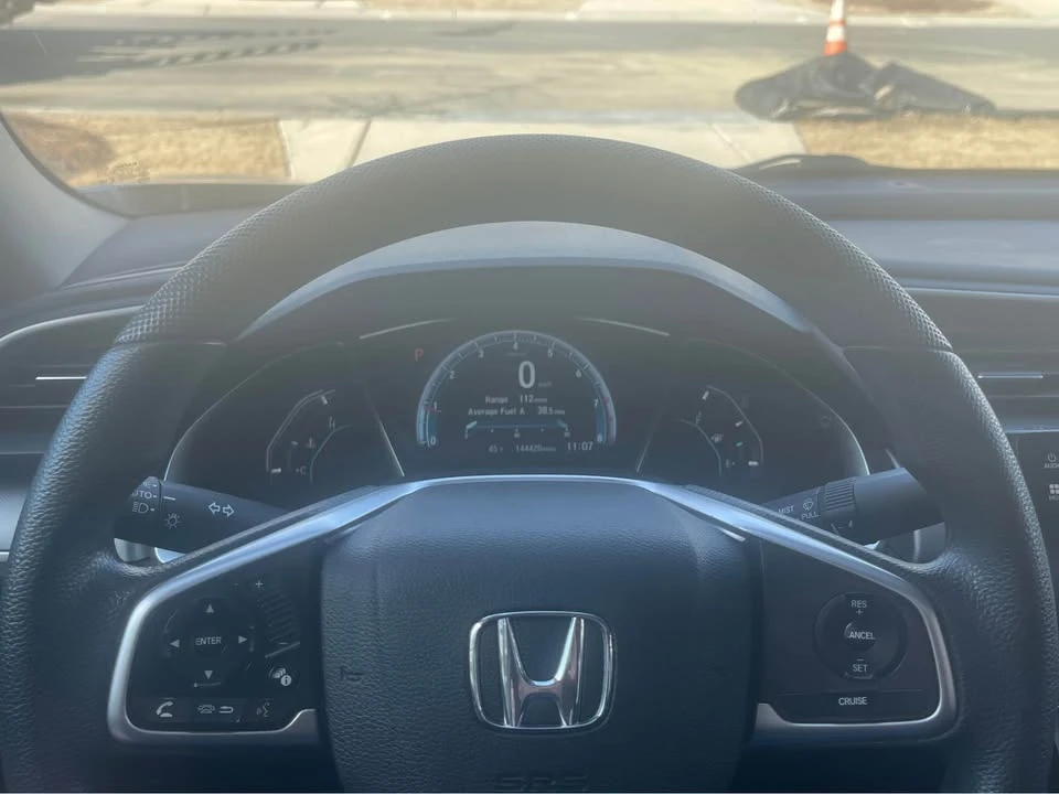 2016 Honda Civic 10th Gen - Image 7 of 9