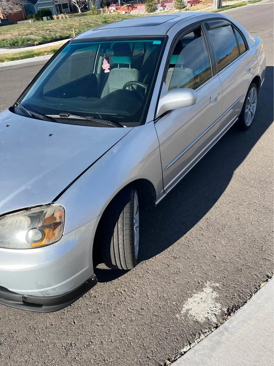 2002 Honda Civic 7th Gen - Image 2 of 10