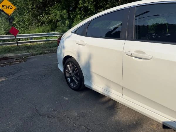 2020 Honda Civic 10th Gen - Image 3 of 31