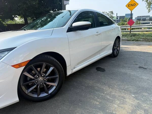 2020 Honda Civic 10th Gen - Image 14 of 31