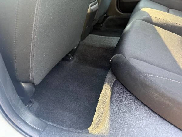 2020 Honda Civic 10th Gen - Image 21 of 31