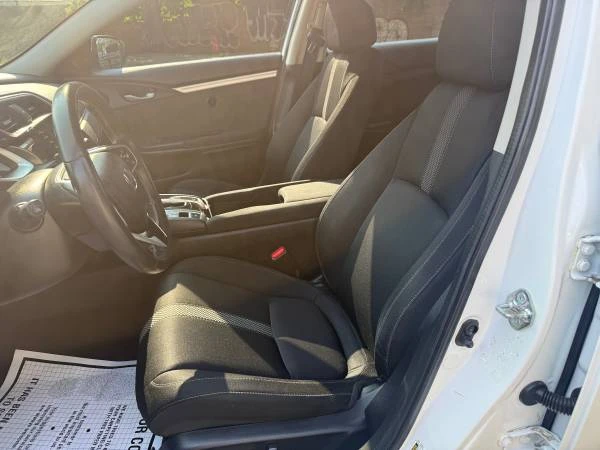 2020 Honda Civic 10th Gen - Image 24 of 31
