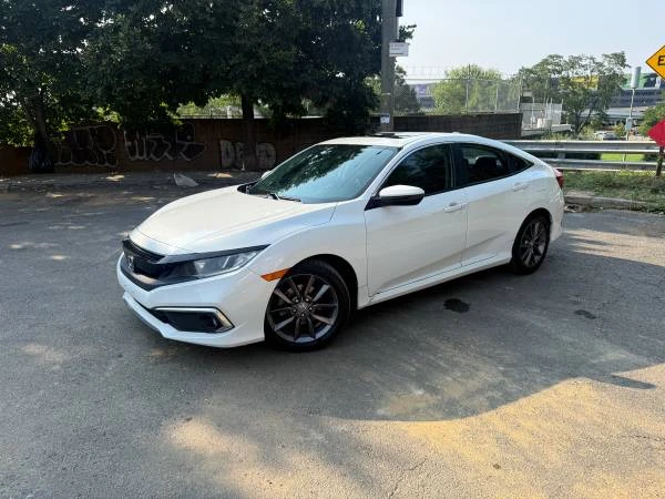 2020 Honda Civic 10th Gen - Image 16 of 31