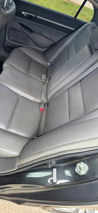 2010 Honda Civic 8th Gen - Image 8 of 10