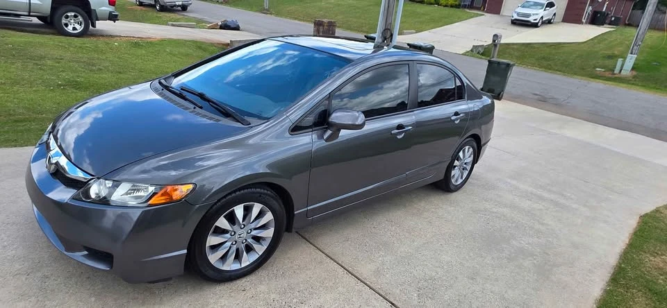 2010 Honda Civic 8th Gen - Image 3 of 10