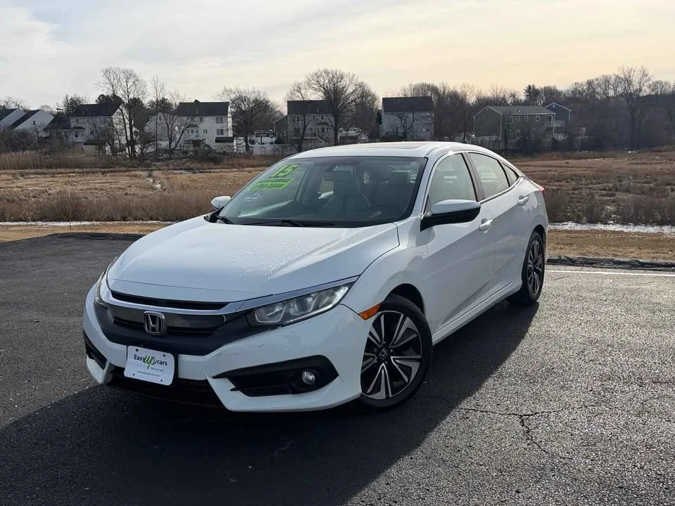 2015 Honda Civic 9th Gen - Image 2 of 10