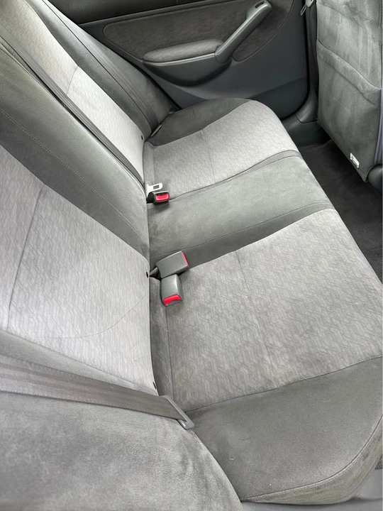 2004 Honda Civic 7th Gen - Image 2 of 10