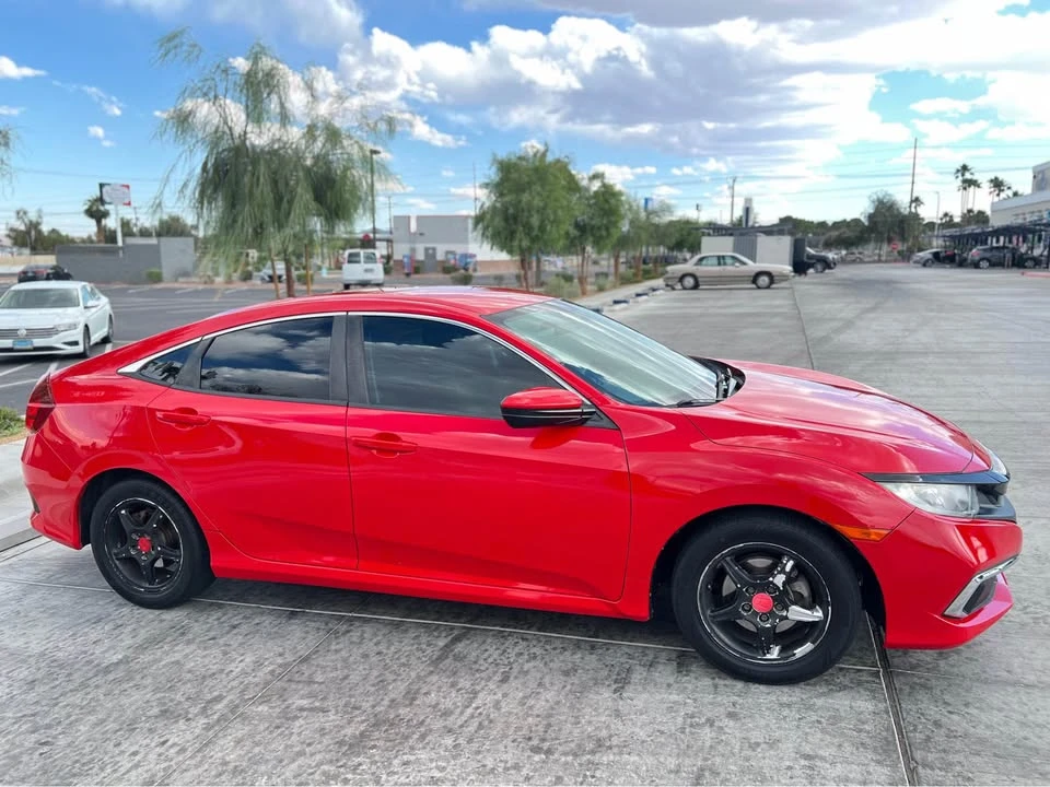 2016 Honda Civic - Image 3 of 10