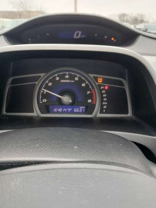 2011 Honda Civic 8th Gen - Image 10 of 10