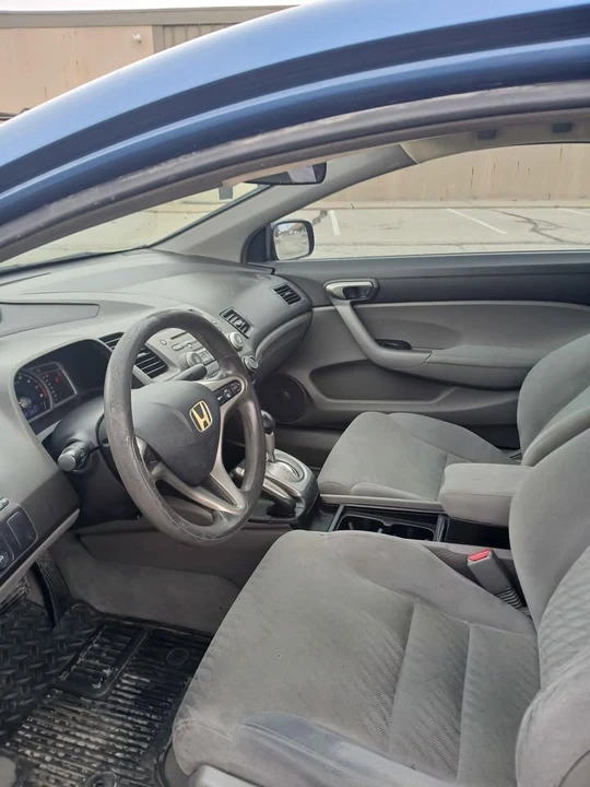 2011 Honda Civic 8th Gen - Image 6 of 10