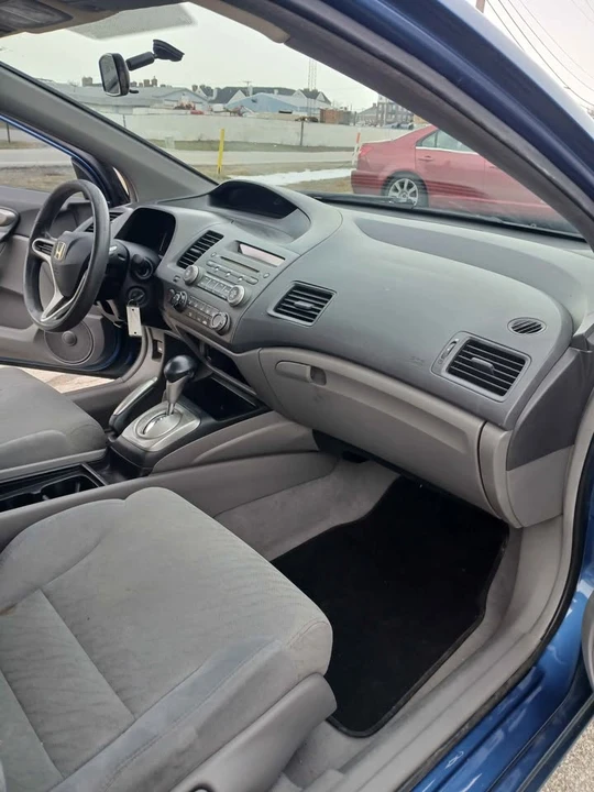 2011 Honda Civic 8th Gen - Image 7 of 10