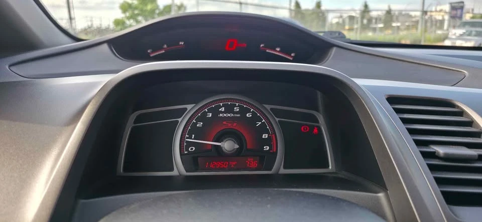 2011 Honda Civic Si 8th Gen - Image 9 of 10