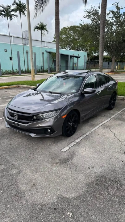 2018 Honda Civic 10th Gen - Image 4 of 10