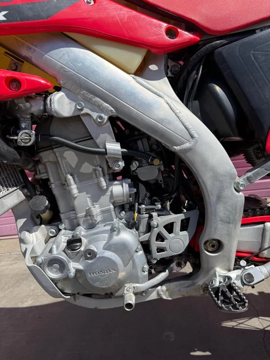 Honda CRF - Image 6 of 6