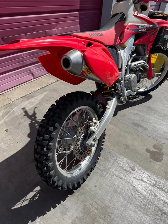 Honda CRF - Image 4 of 6