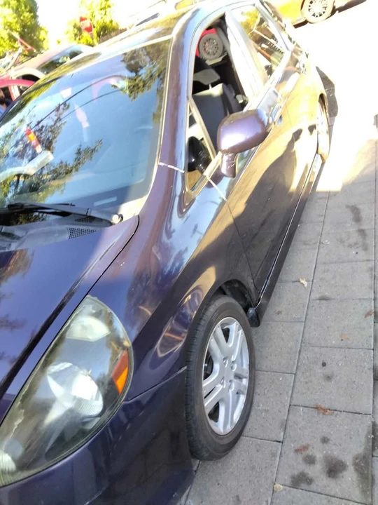 Honda Fit - Image 2 of 3